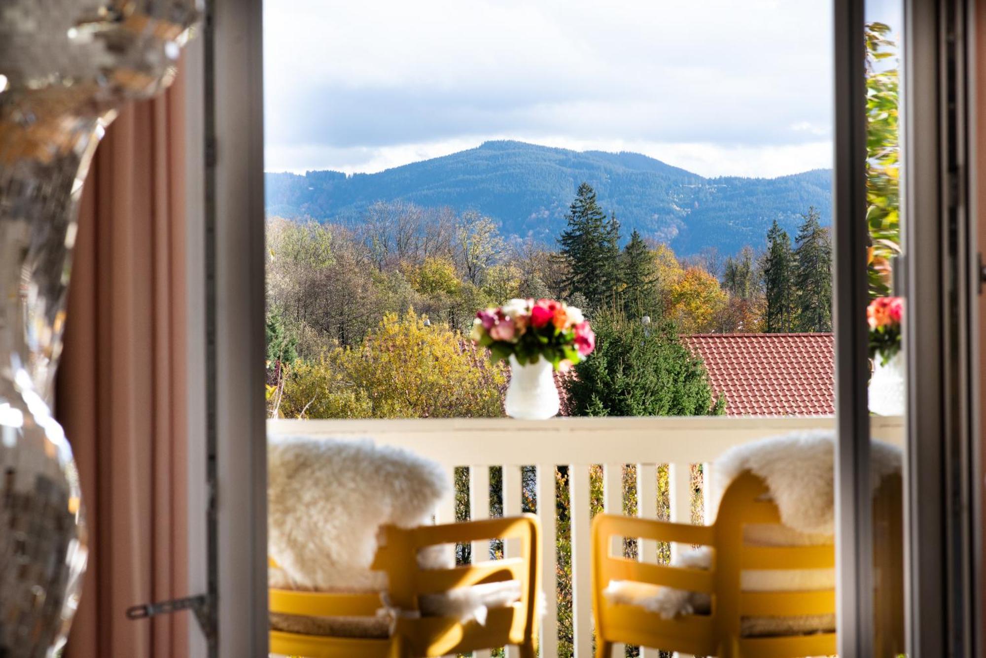 Appartamento Einzigartige Auszeit Mit Bergblick In Bad Toelz Esterno foto